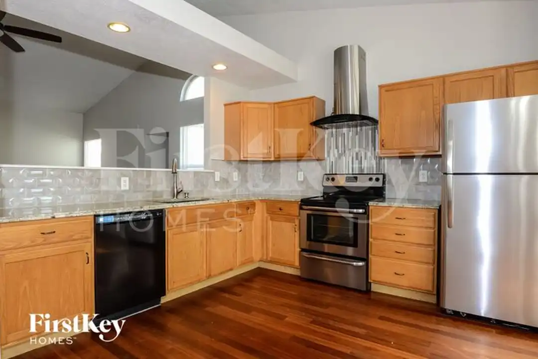 3107 Crestwell Dr - View 6