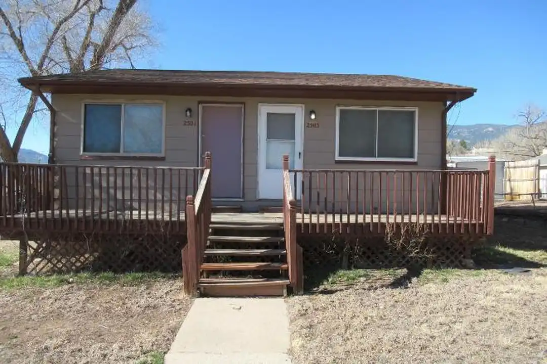 2503 W Willamette Ave - View 2