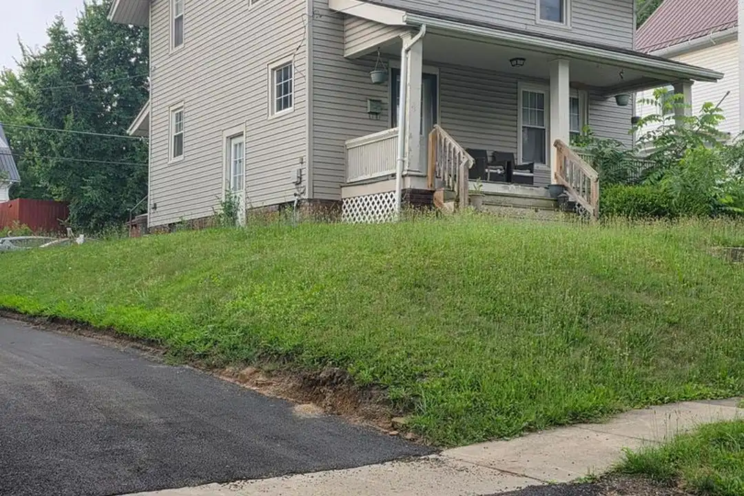 227 Banning Ave – photo 1