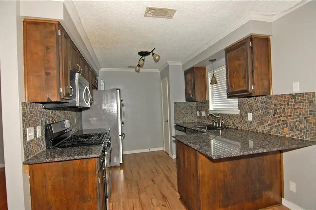 10215 Missel Thrush Dr - View 3