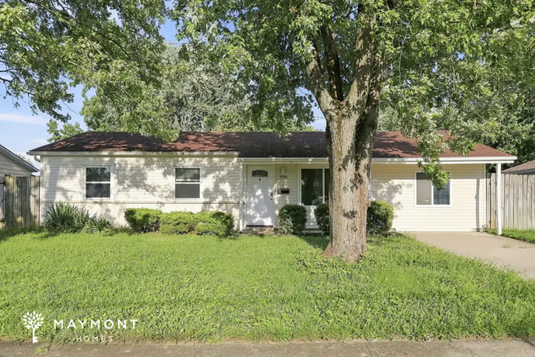 990 Sheffield Dr – photo 1