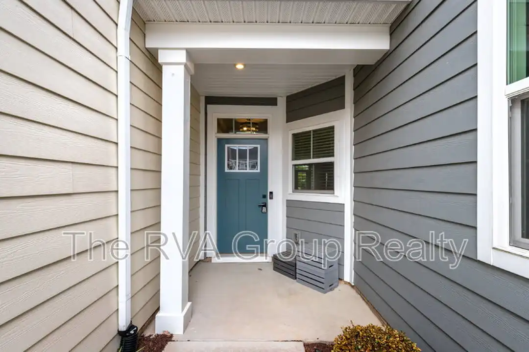 9065 Spring Green Loop - View 3