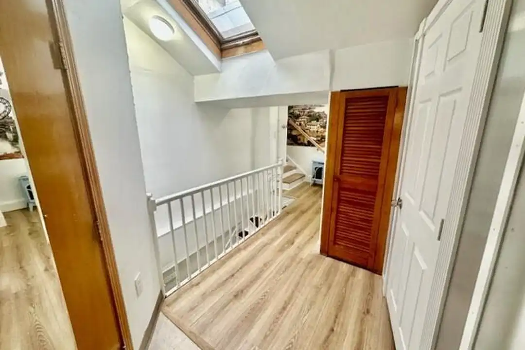 288 Hanover St - View 4