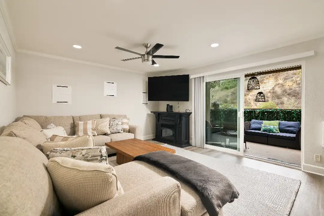 8503 Villa La Jolla Dr unit B – pohled 5