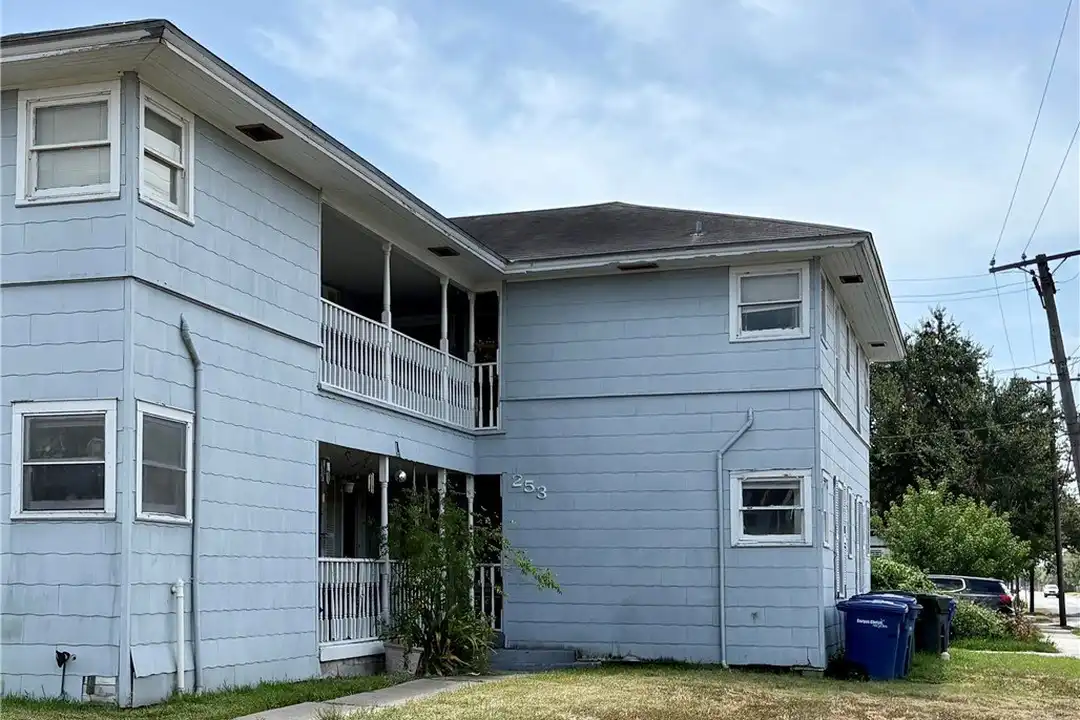 253 Oleander Ave #2 – photo 1