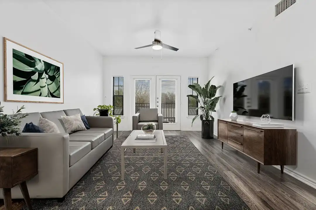 Midtown Urban - View 6
