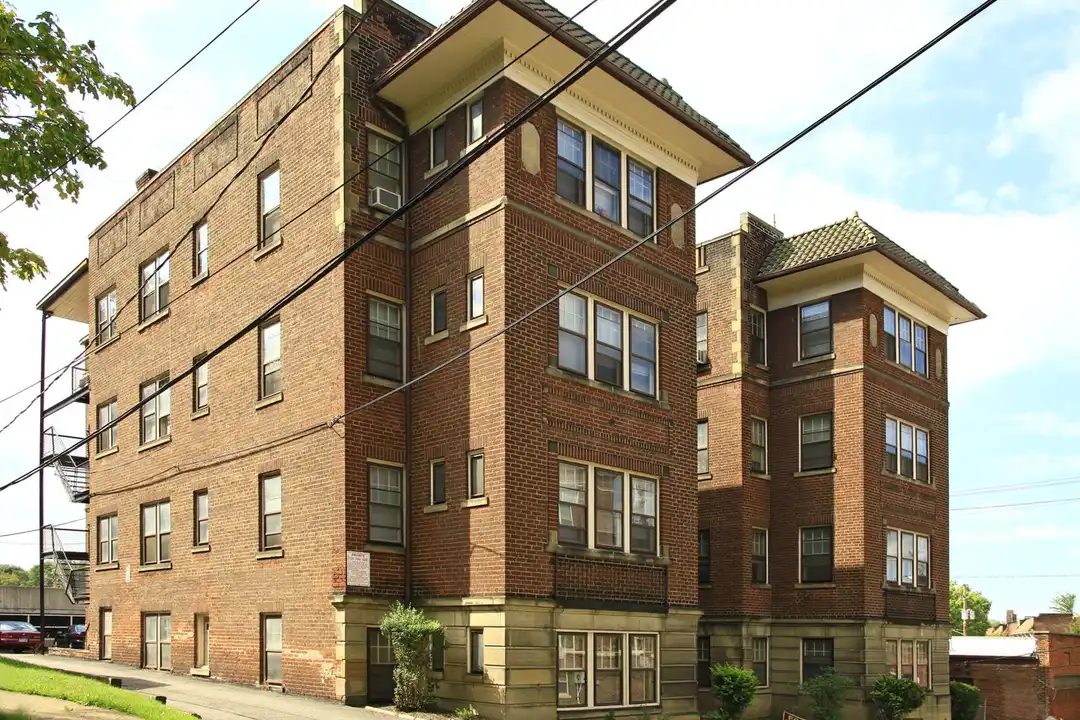 2814 Hampshire Road – photo 1