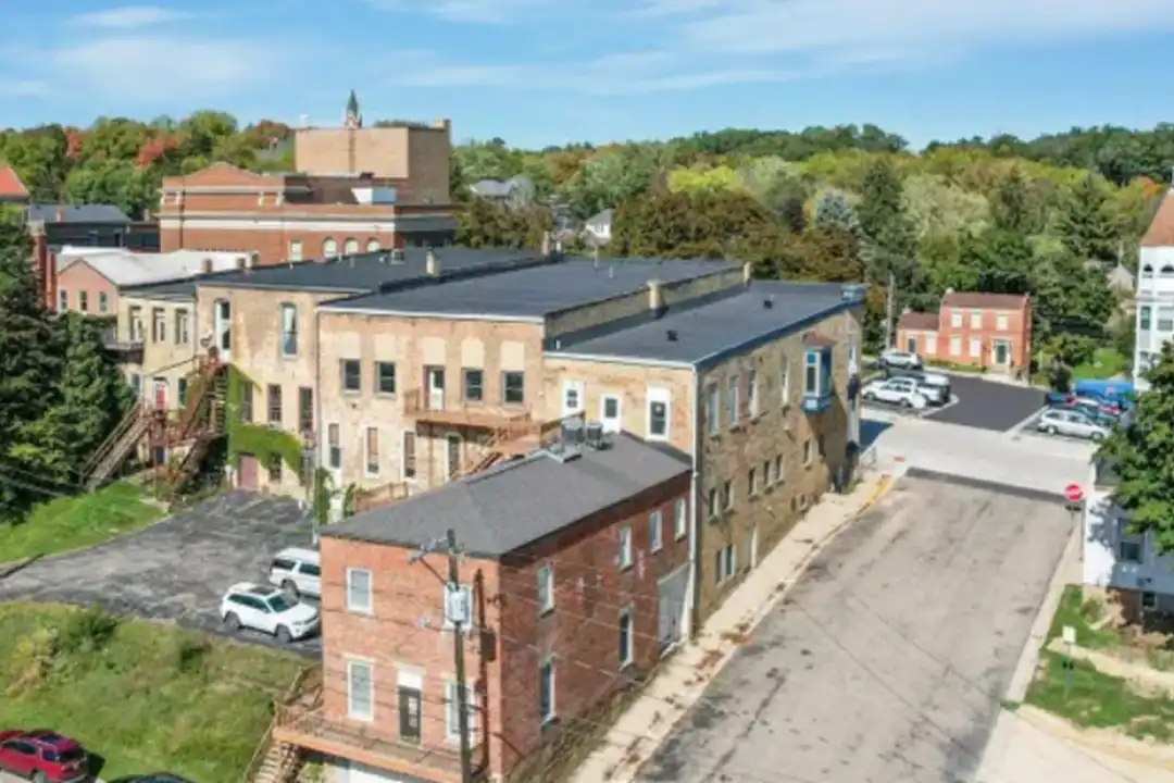 104 High St unit 101A - View 2