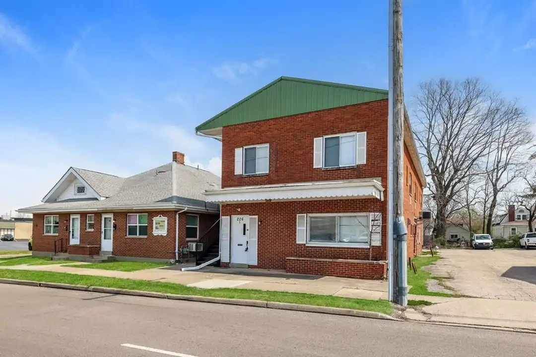 226 N Broad St unit 1 – photo 1 of 20