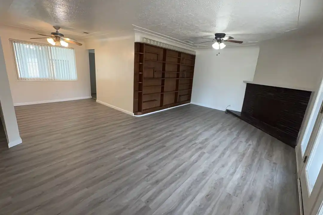 418 W Lupton St – photo 1