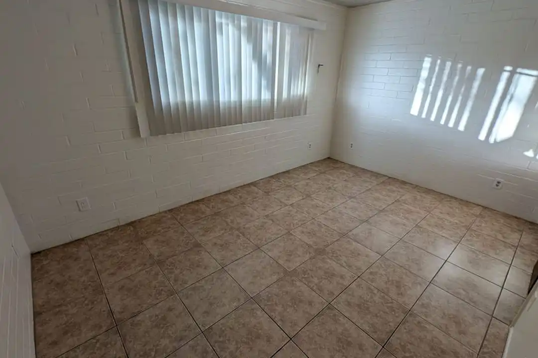 121 W Alturas St unit Unit C - View 6