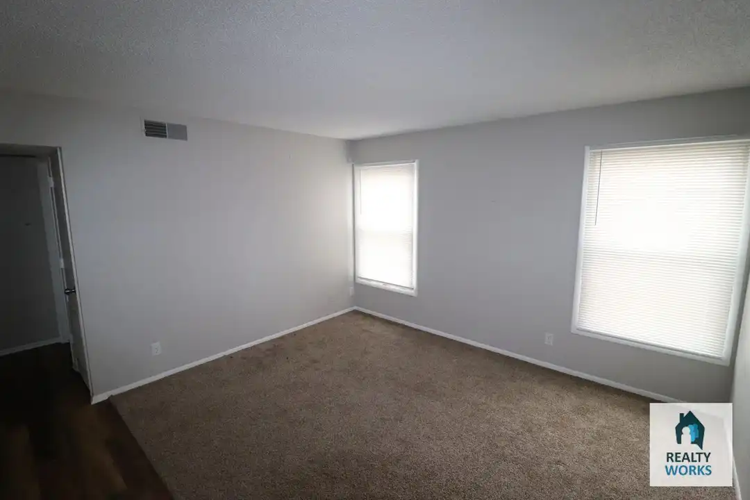 2252 W St unit #2 - View 2