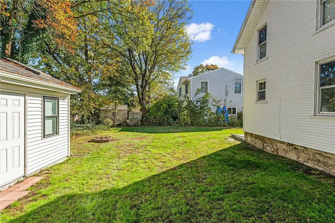 34 Read Ave - View 3