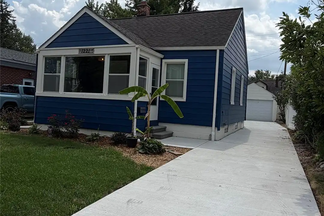 1221 West Blvd – photo 1 of 31