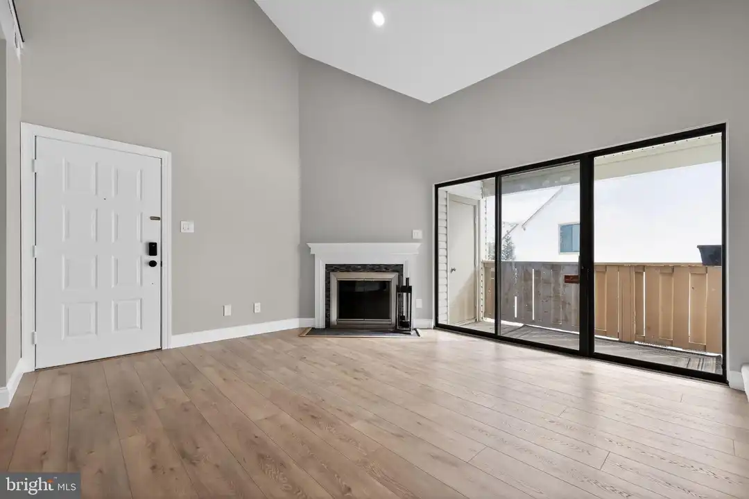 306 The Woods - View 6