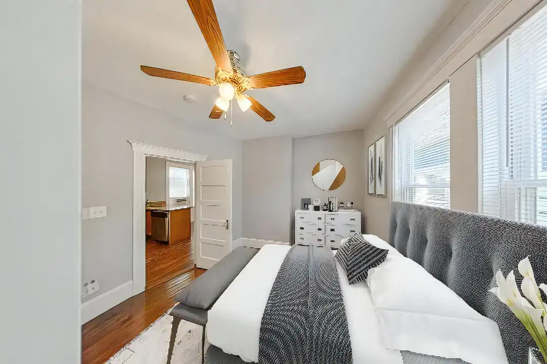 737 Parker St - View 3