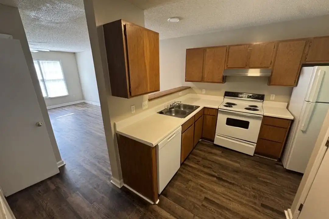 Apartment in Raleigh, Heatherbrook Townhomes, Wilders Grove - More