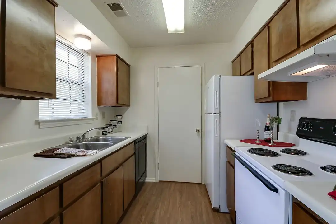 Countryside North Apartments - View 2