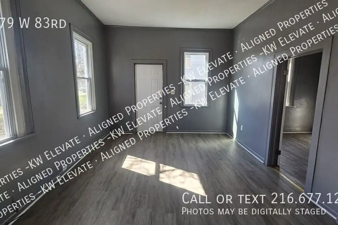 2179 W 83rd St – pohled 3