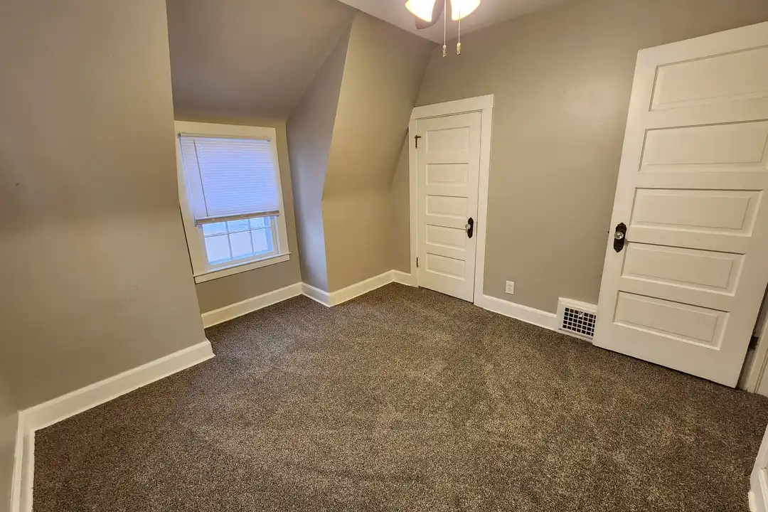 3233 17th Ave - View 4