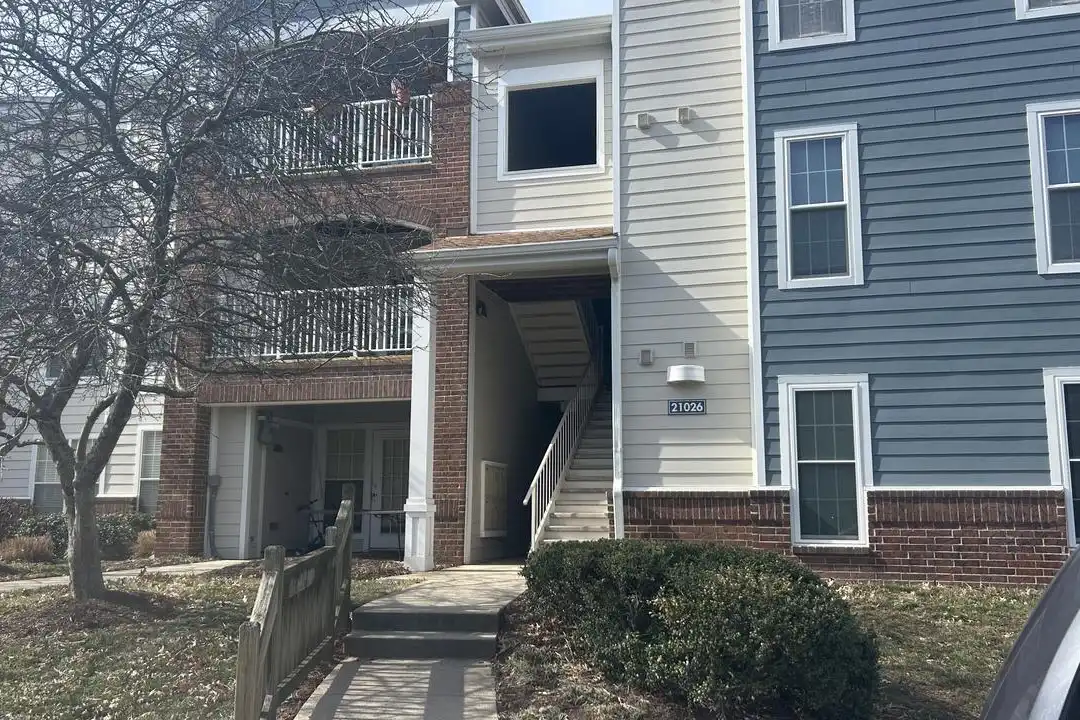 21026 Timber Ridge Terrace unit 303 - View 3