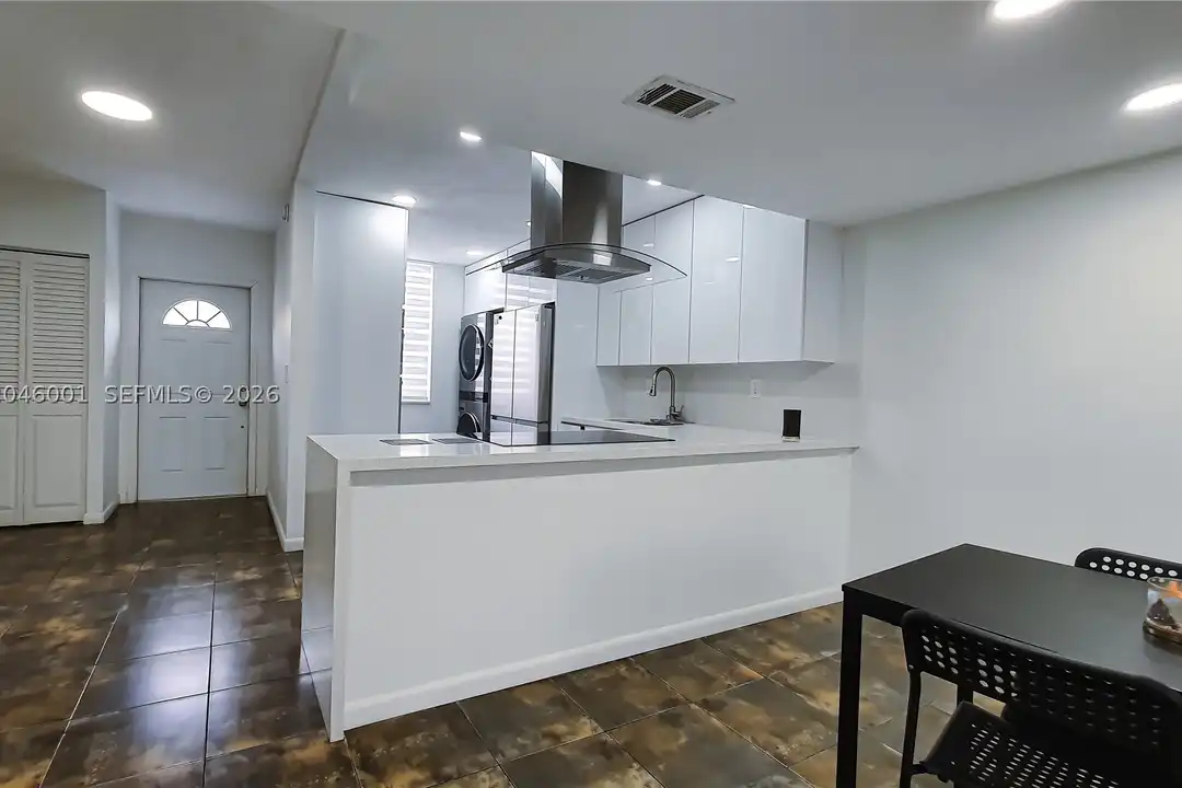 1655 NE 115th St unit 28B - View 4