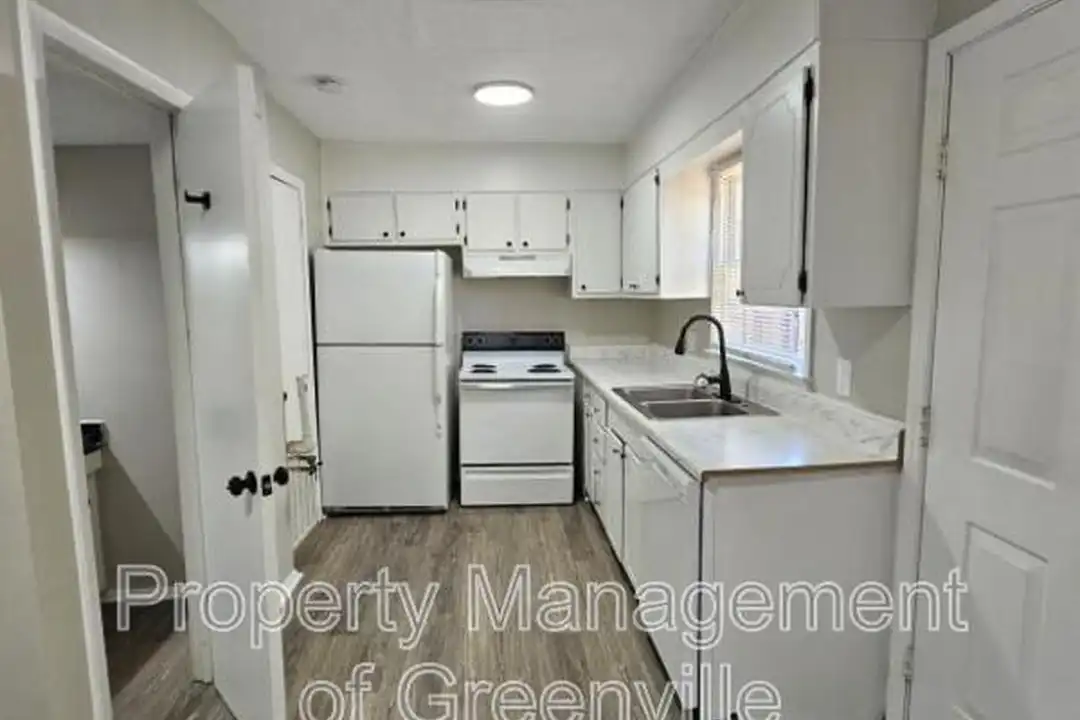6526 White Horse Rd unit 1D - View 5