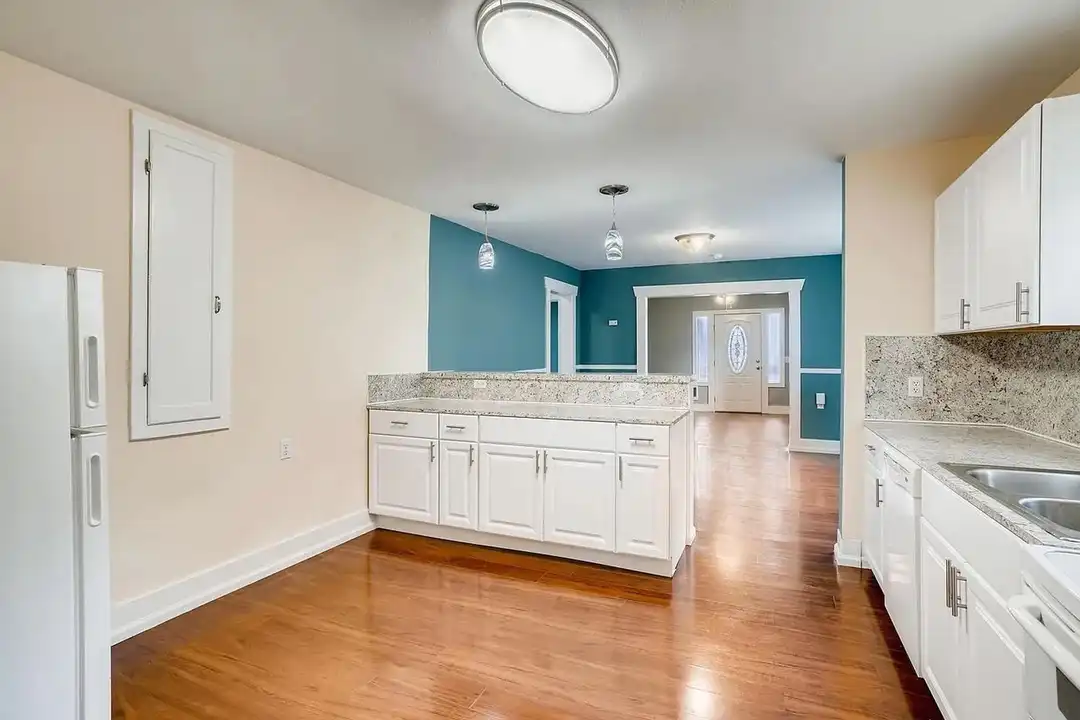 1404 9th St - View 5