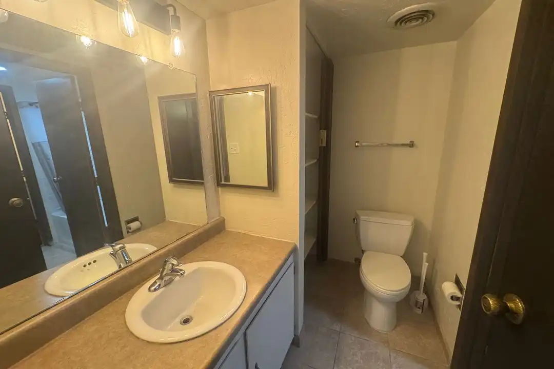 8432 Chambers Ct NE - More
