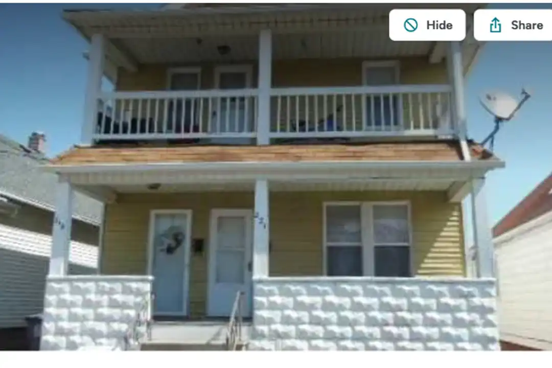 221 Licking St unit 2 – photo 1