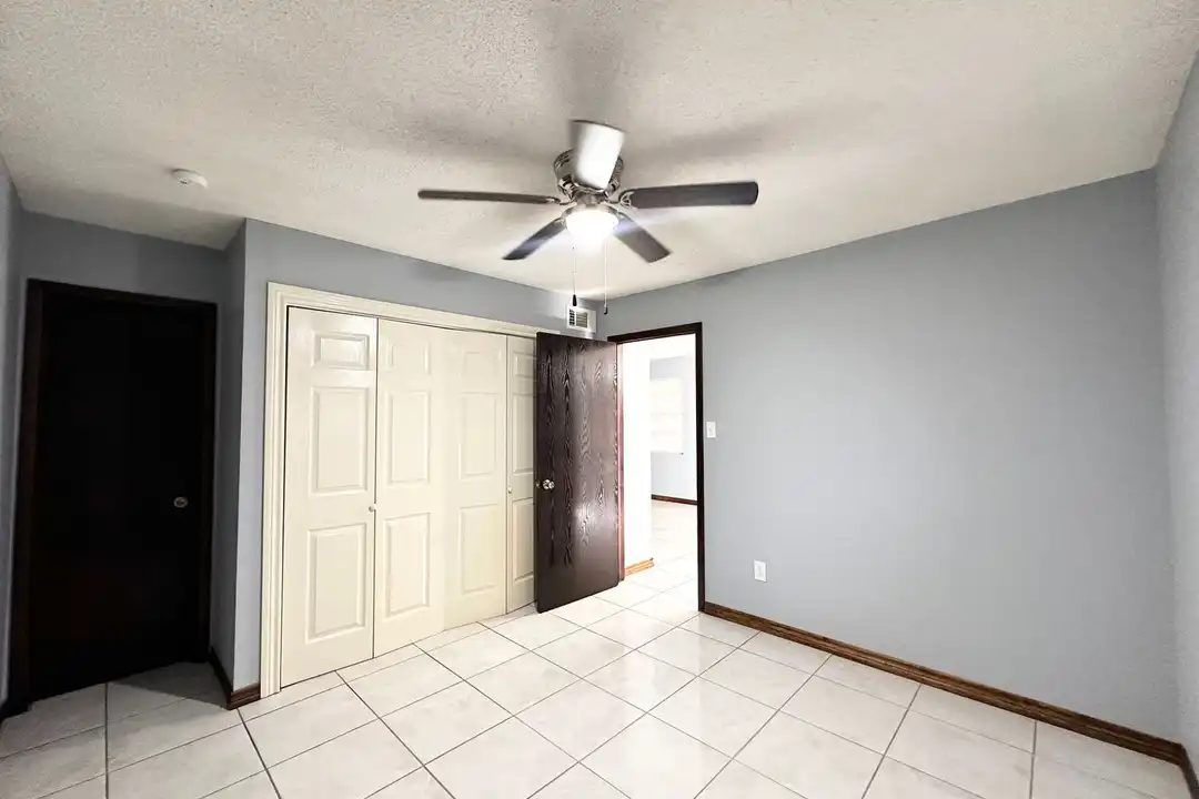 Apartment in McAllen - View 2