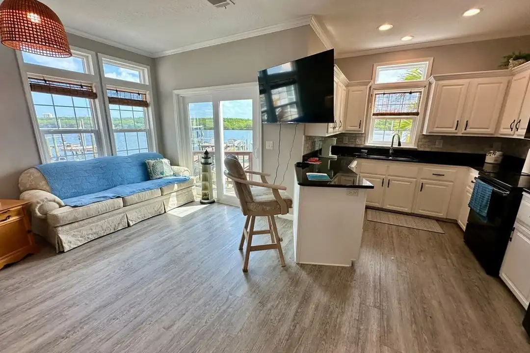 404 Nettles Blvd unit 1537518P - View 5
