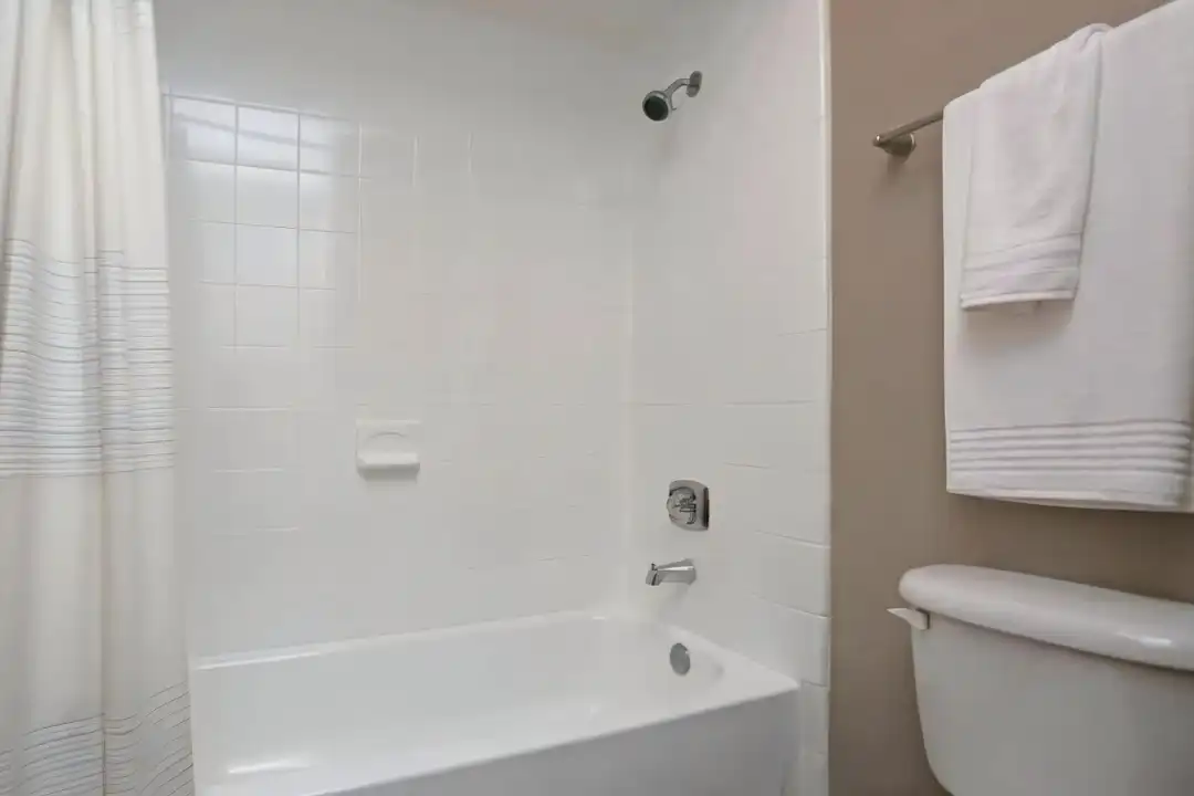 10121 Windmill Lakes Blvd unit # 209 – další