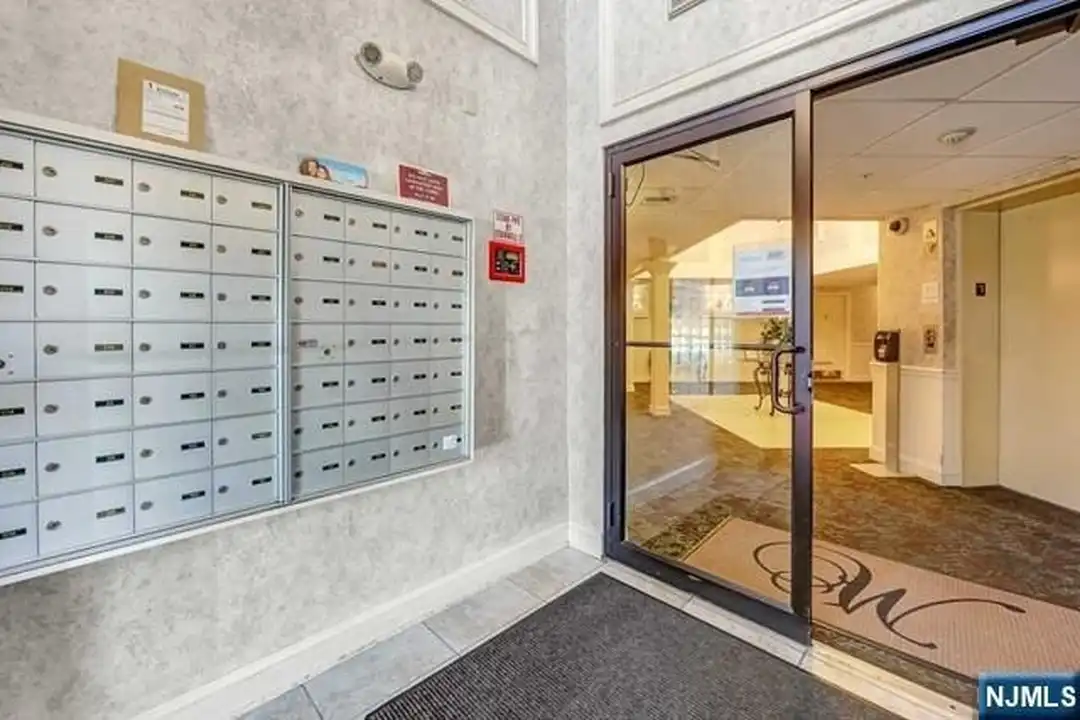 131 Clinton Pl #203 - View 3