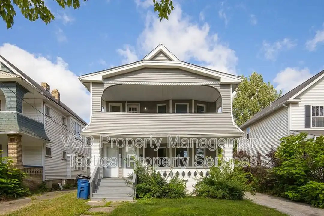 3692 E 147th St – photo 1