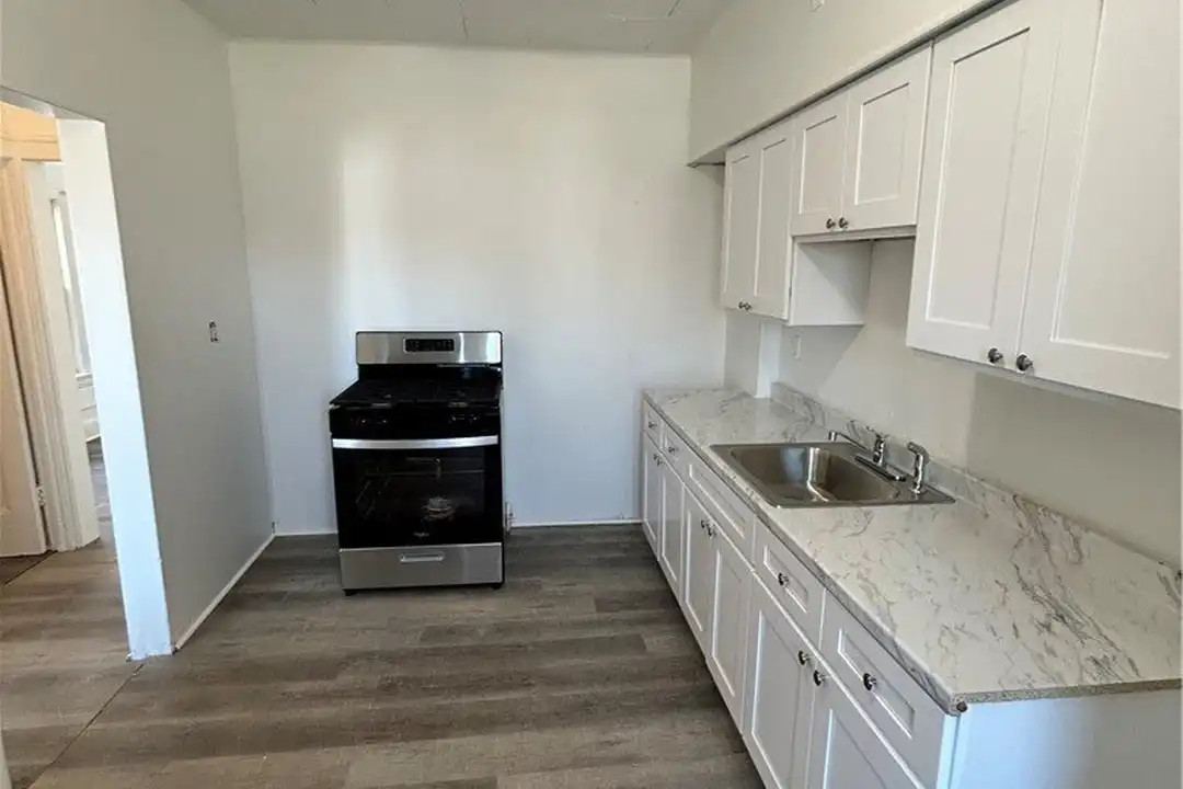 2232 W 103rd St #5 - View 4