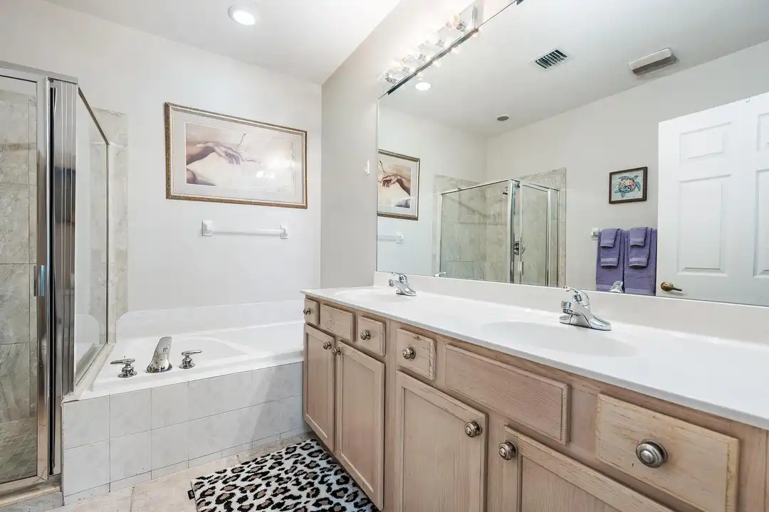 9224 Wentworth Ln - View 5