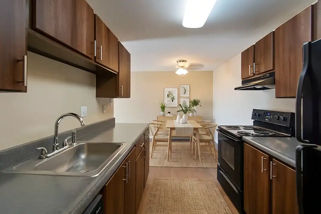 4600 E Kentucky – photo 1 of 15