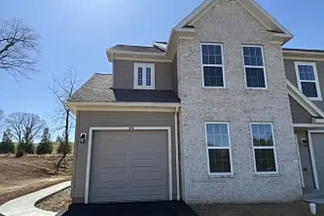 Flying Hills Apartments – photo 1