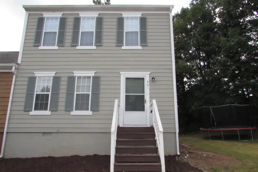 Apartment in Norcross - View 2
