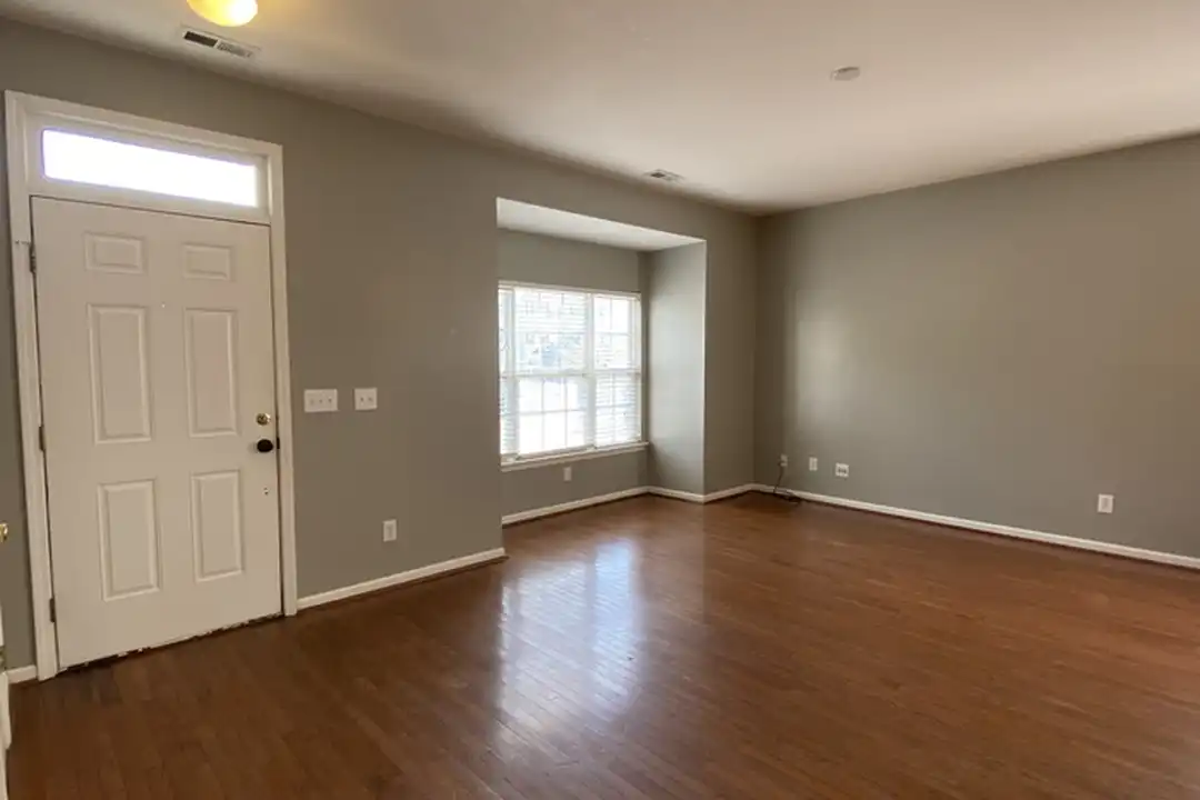 2810 Barrymore St unit UNIT 104 – pohled 3