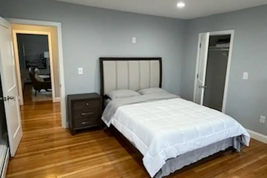 11 Frederick Rd unit 2 - View 6