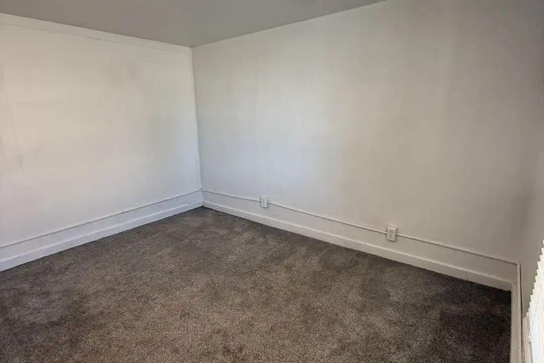 695 S Ash St unit #2 - View 5