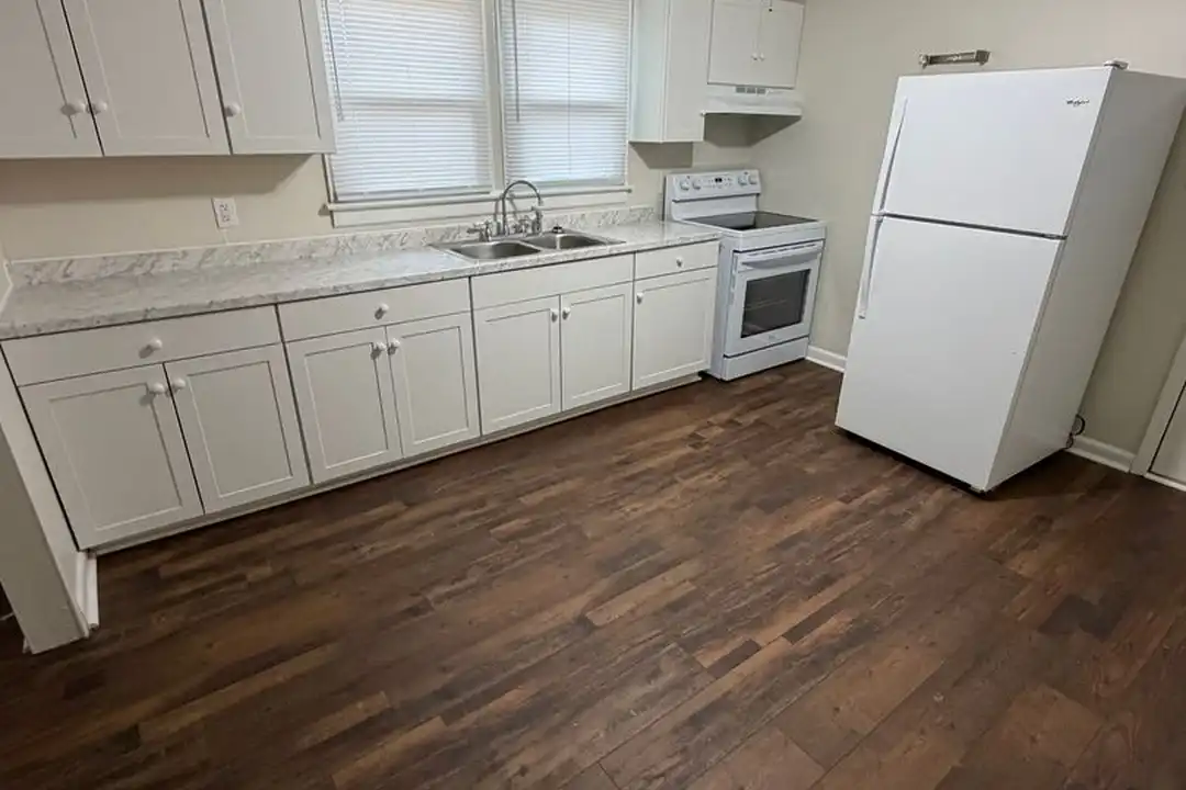 1810 Laurel St - View 5
