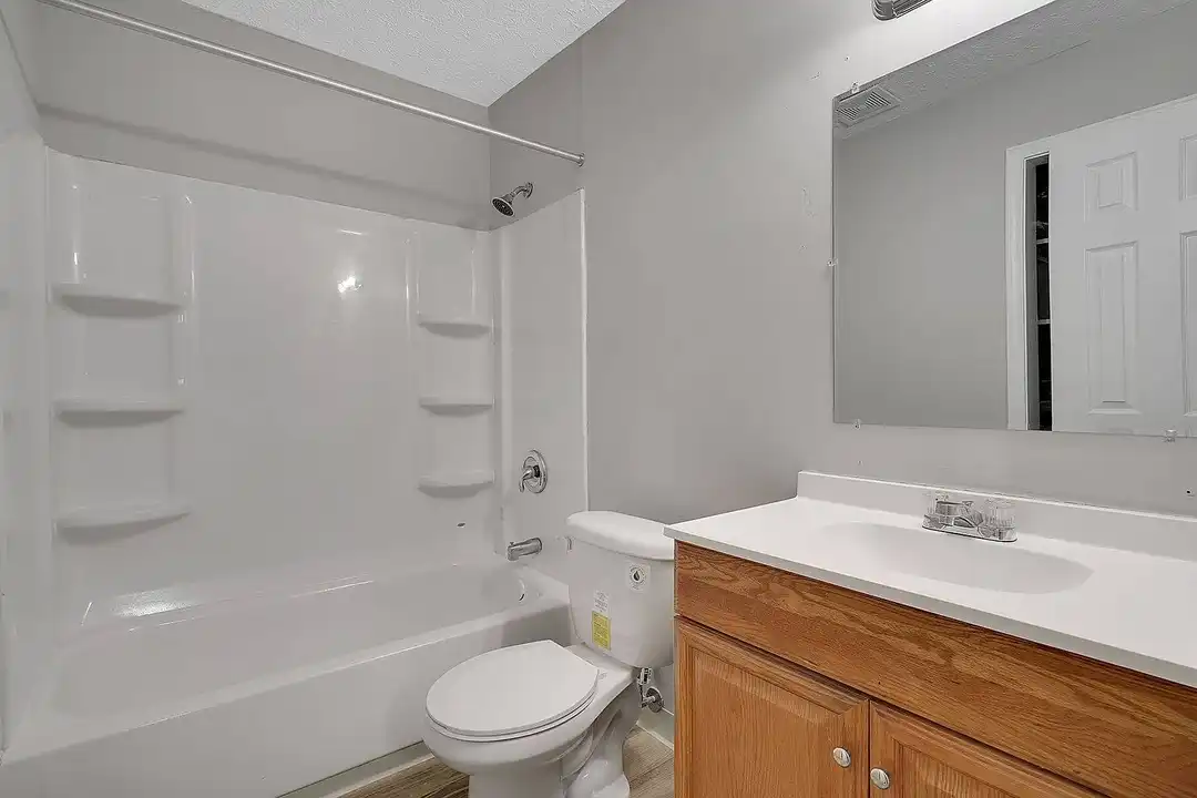 Apartment in Louisville, Jefferson - View 4