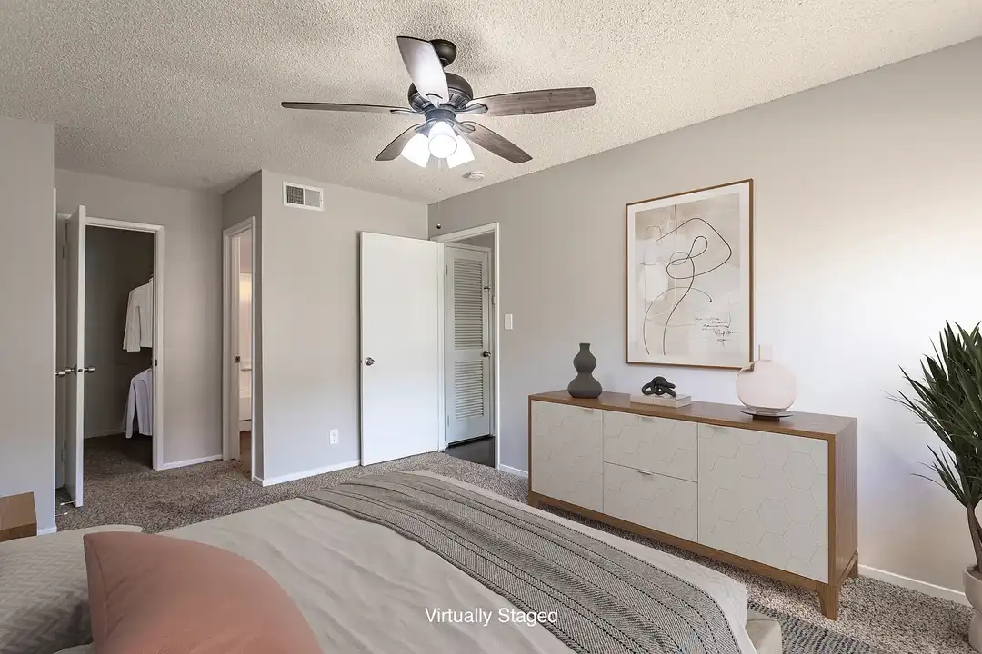 Luxe Apartments – photo 1