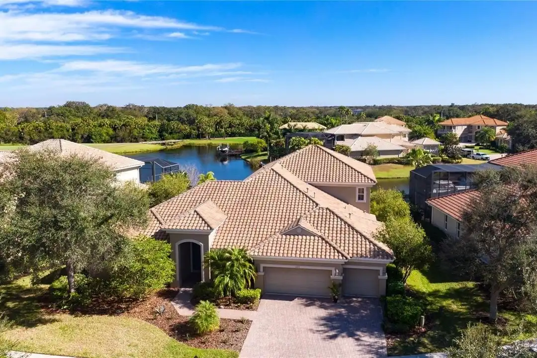 1023 Rainbow Ct - View 2