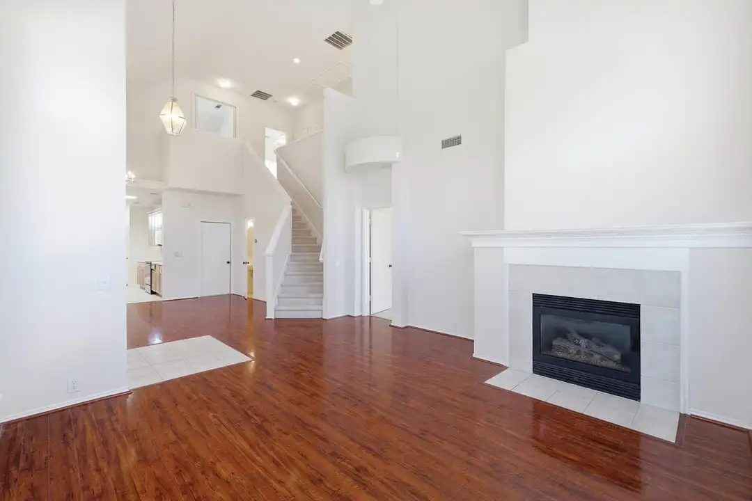 11186 Still Hollow Dr - View 6