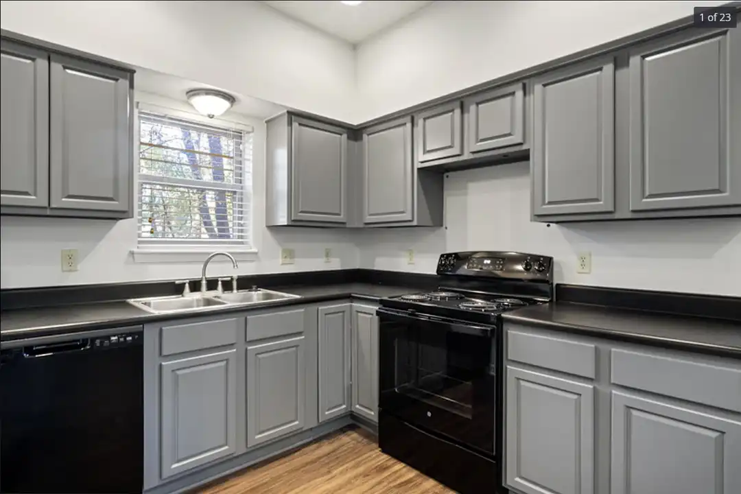 119 Desoto Center Dr – photo 1 of 2