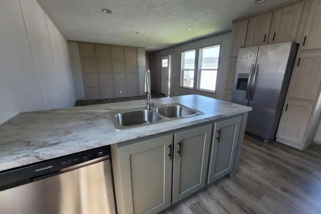 3290 Harding Hwy unit 211 – photo 1